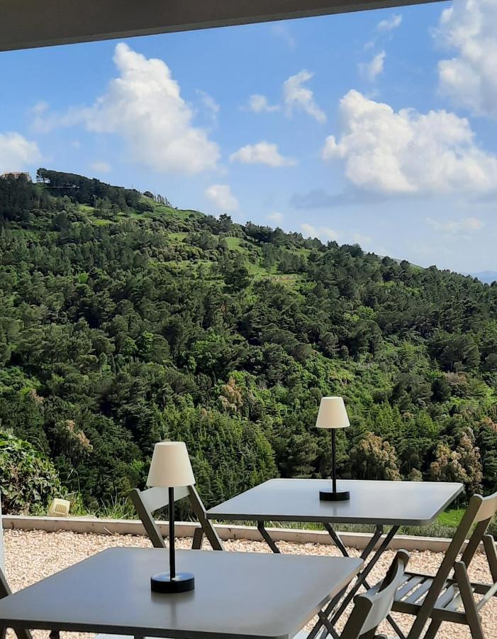 Tuffudesu Experience (Adults Only) Bed & Breakfast Osilo Bagian luar foto
