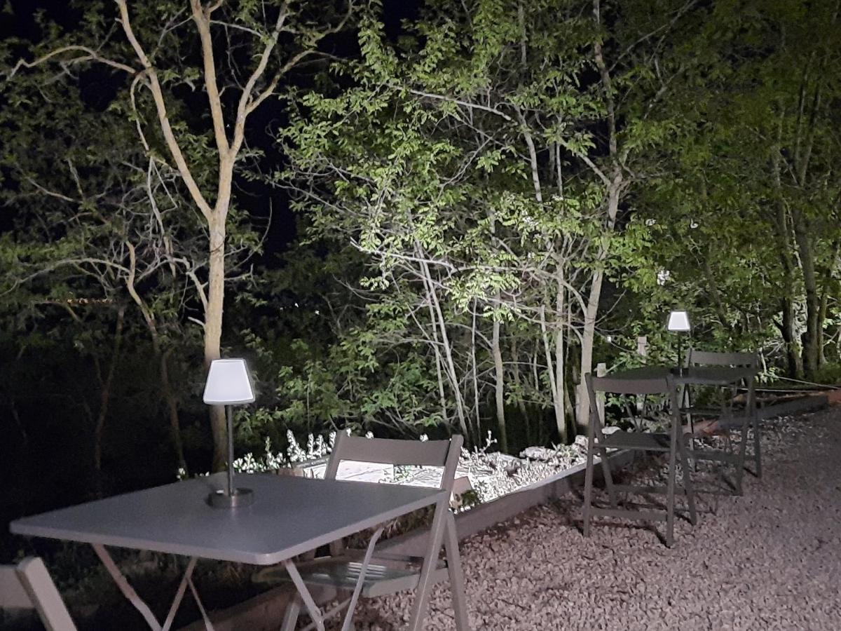 Tuffudesu Experience (Adults Only) Bed & Breakfast Osilo Bagian luar foto