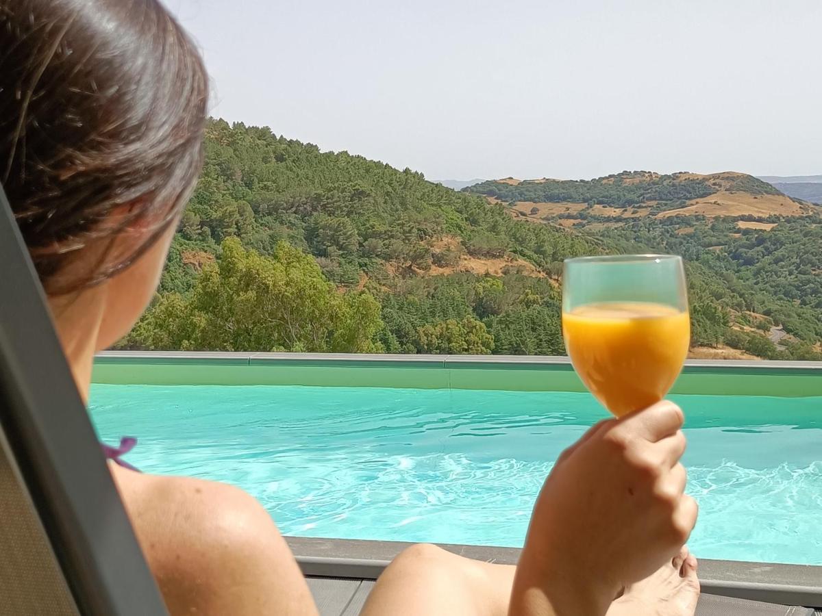 Tuffudesu Experience (Adults Only) Bed & Breakfast Osilo Bagian luar foto