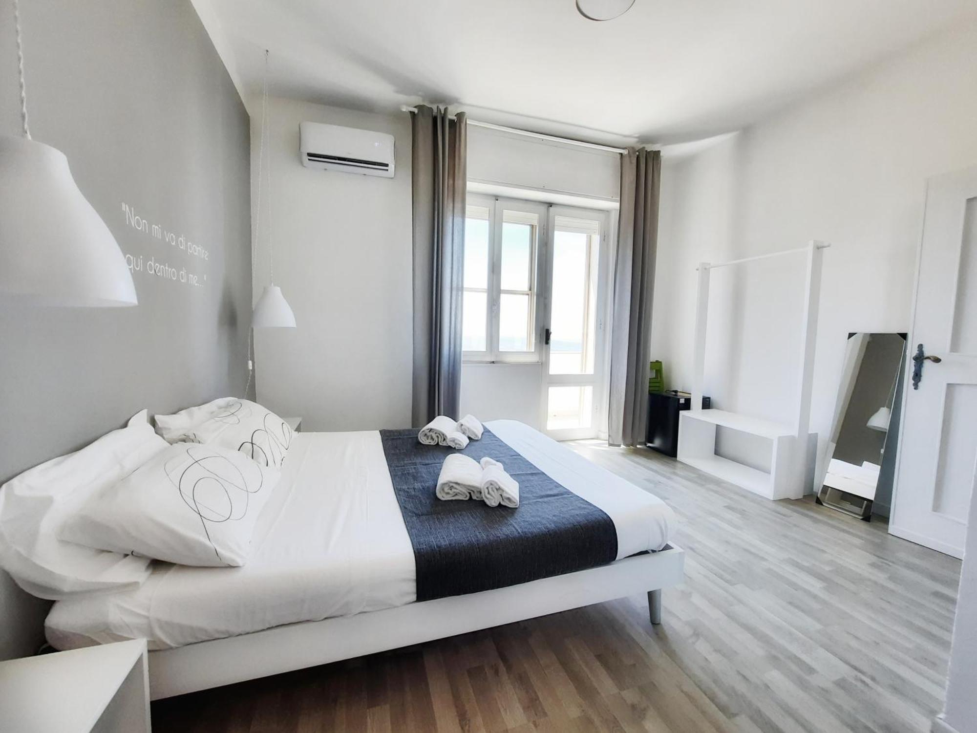 Tuffudesu Experience (Adults Only) Bed & Breakfast Osilo Ruang foto